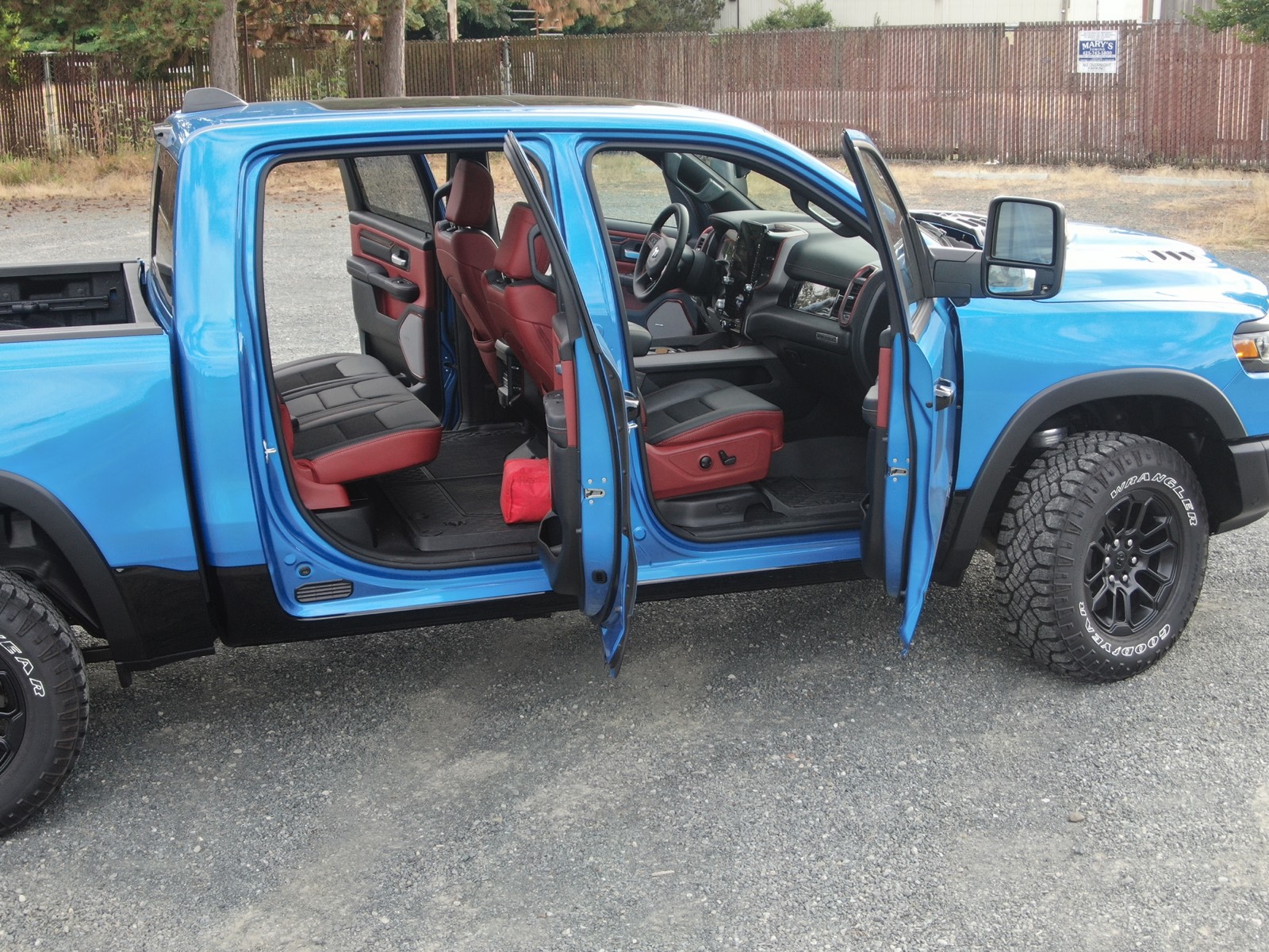 2025 Ram 1500 Rebel: Goodbye HEMI, Hello Hurricane